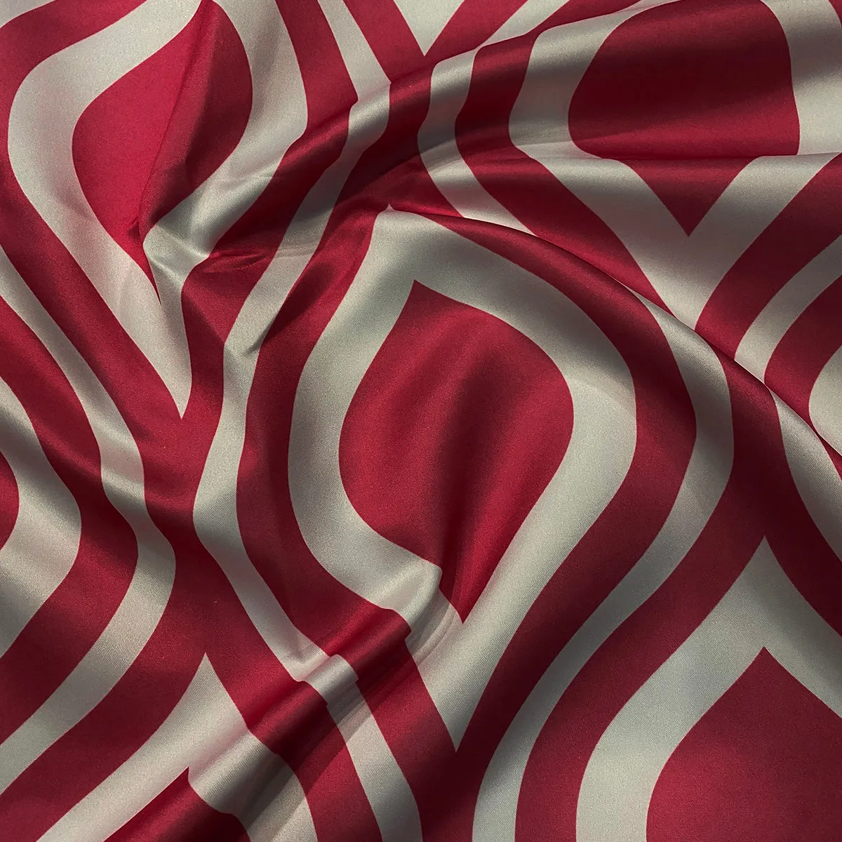 Groovy Print (Lamour) Table Napkin in Fuchsia