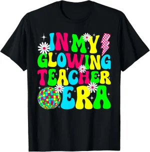 Retro Groovy In My Glowing Teacher Era Happy Teacher's Day T-Shirt