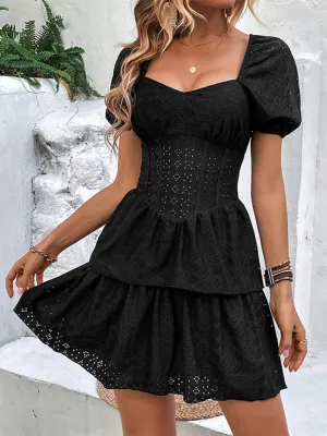 Women's French Retro Solid Color Tunic Square Neck Puff Sleeves Layered Cake Dress